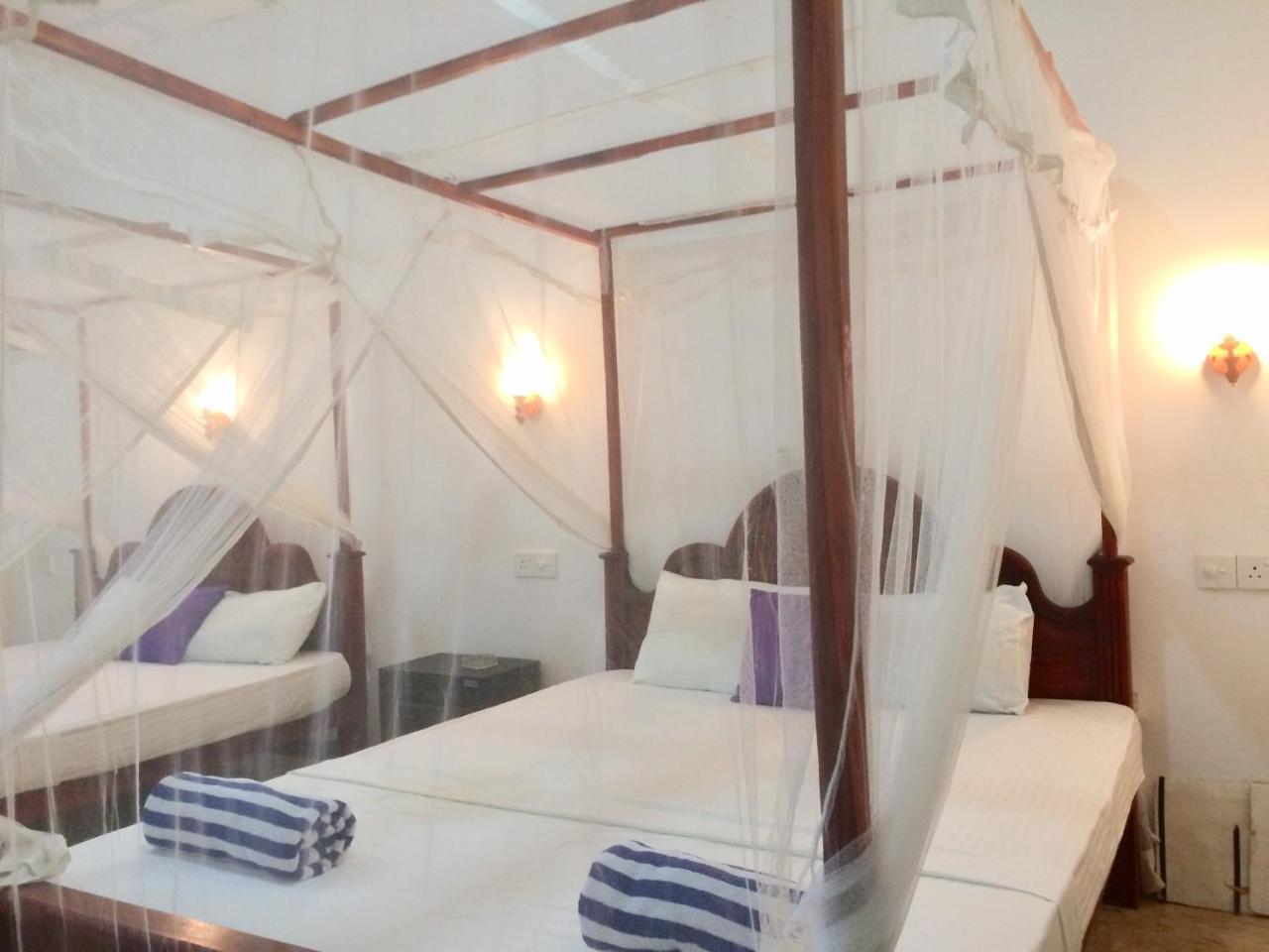 Aloha Beach Resort Tangalle Esterno foto