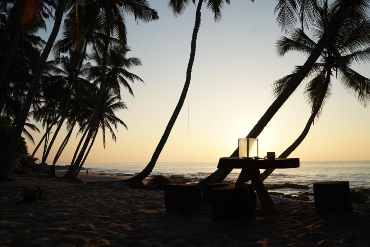 Aloha Beach Resort Tangalle Esterno foto